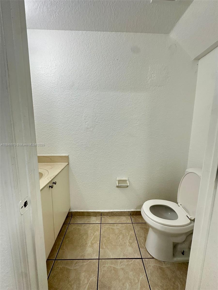 941 Sw 6th Pl Property Photo 10