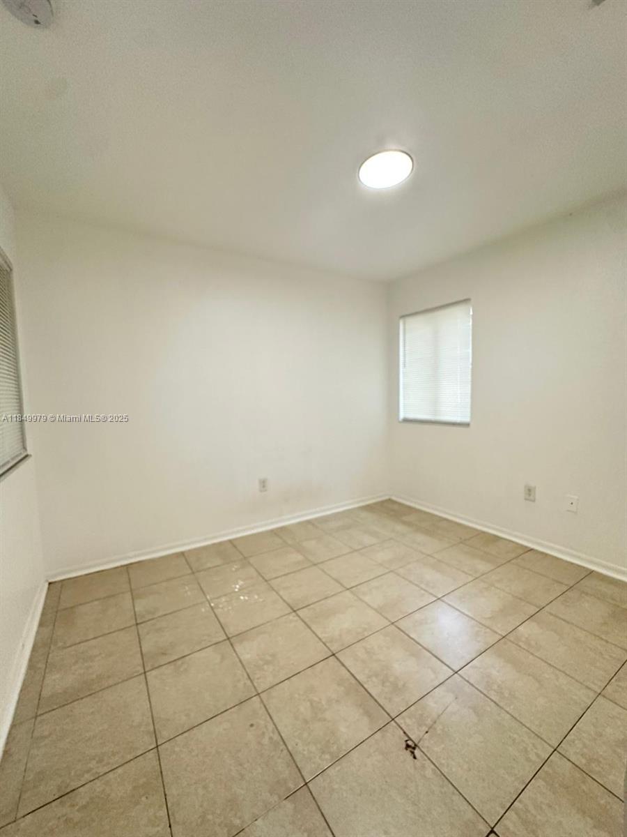 941 Sw 6th Pl Property Photo 12