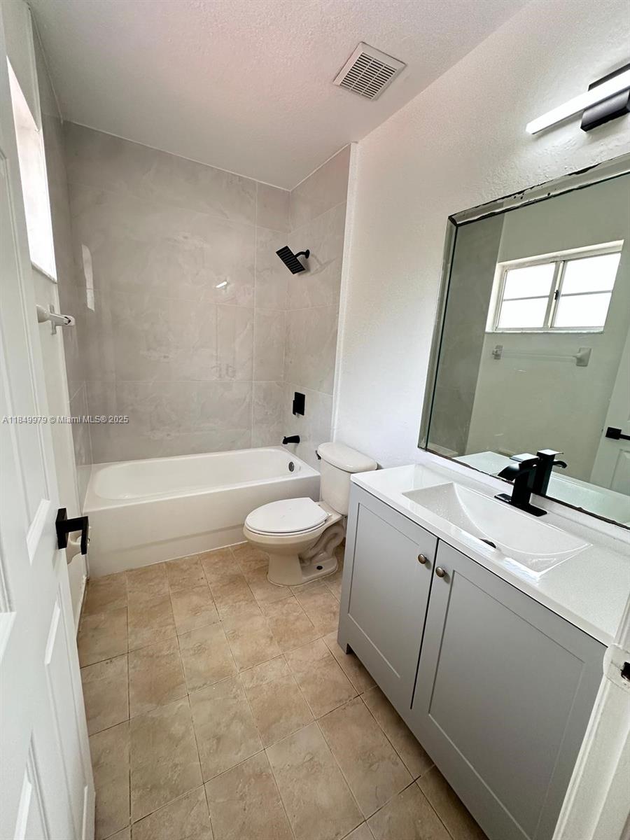 941 Sw 6th Pl Property Photo 14