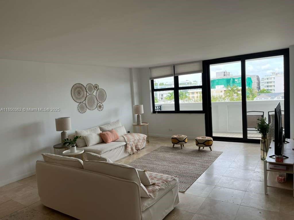 10101 E Bay Harbor Dr 610