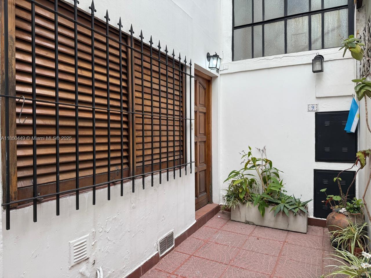 945 Defensa St San Telmo Property Photo 5