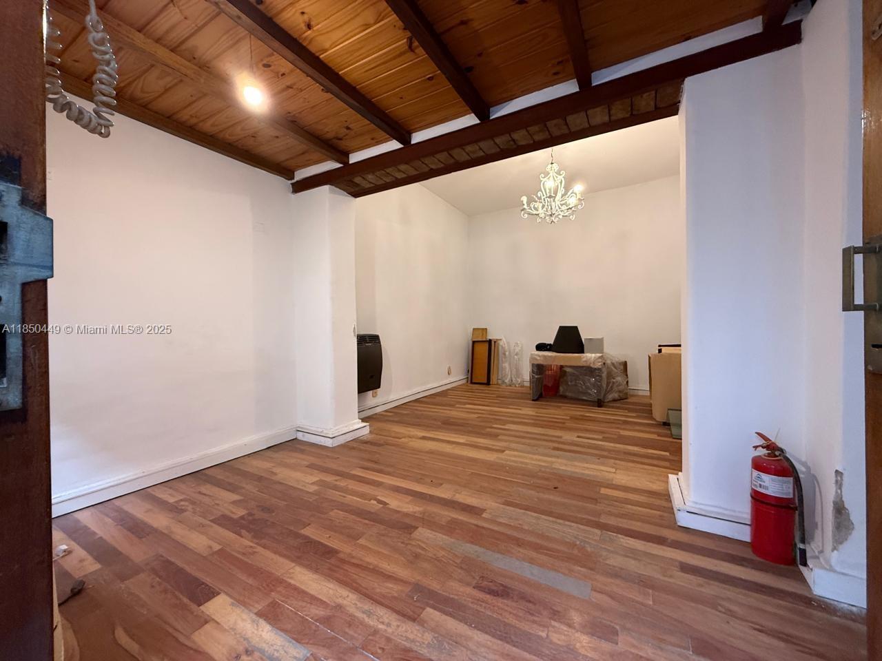 945 Defensa St San Telmo Property Photo 6