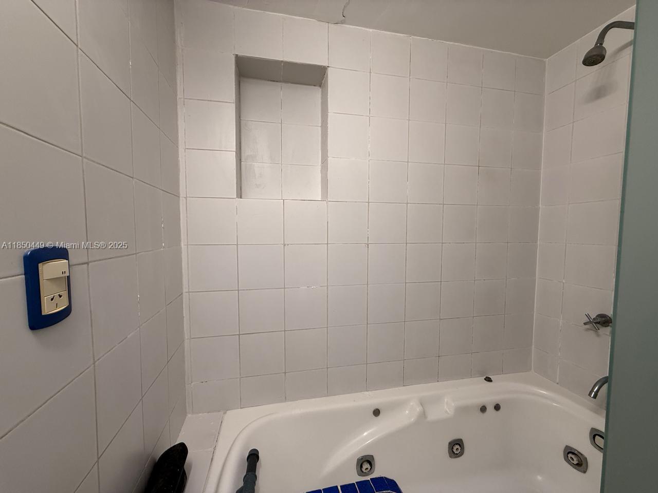 945 Defensa St San Telmo Property Photo 15