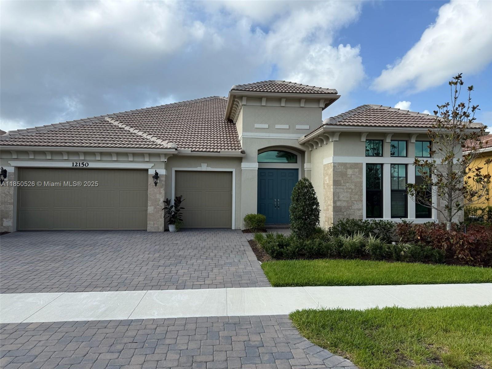 12150 S Bastille Cir S Property Photo 1