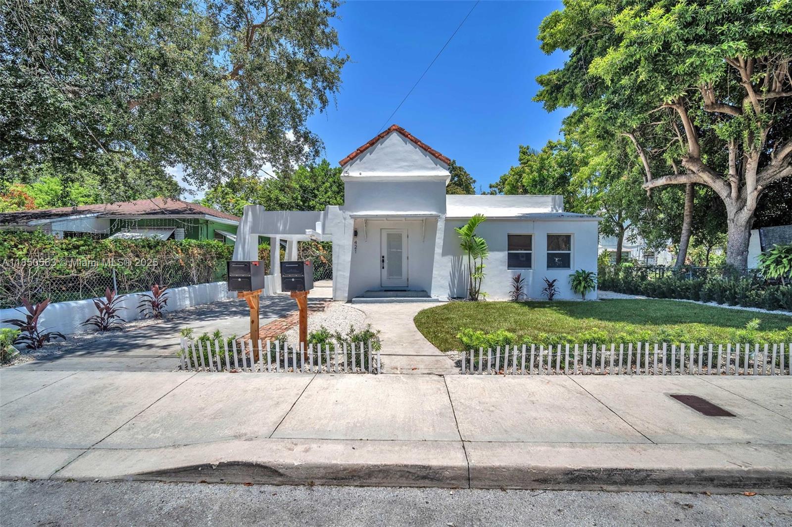 421 Nw 59th St Property Photo 1