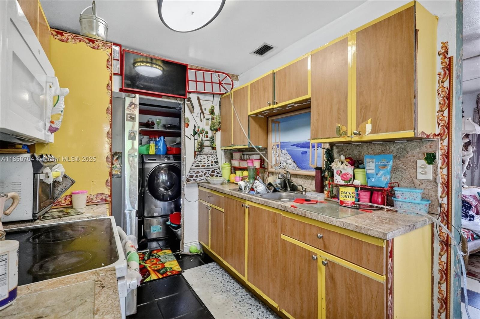 A11850704 Property Photo 10