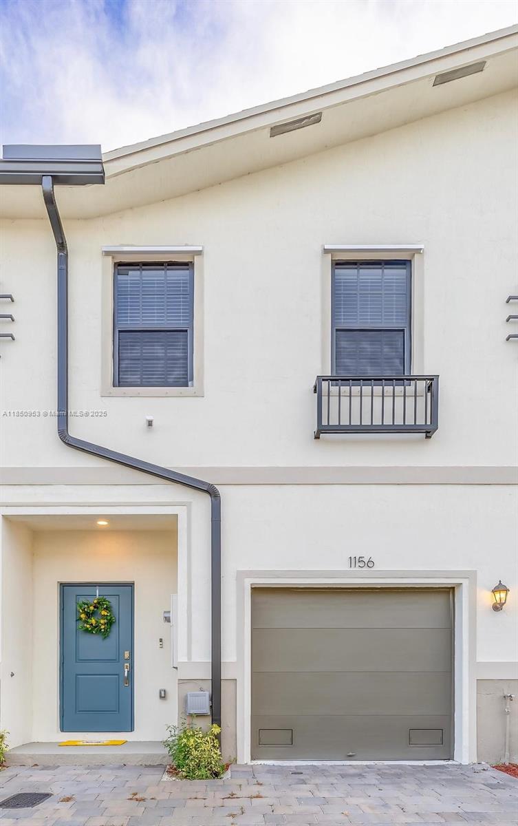 1156 SW 6th Ct # Property Photo 1