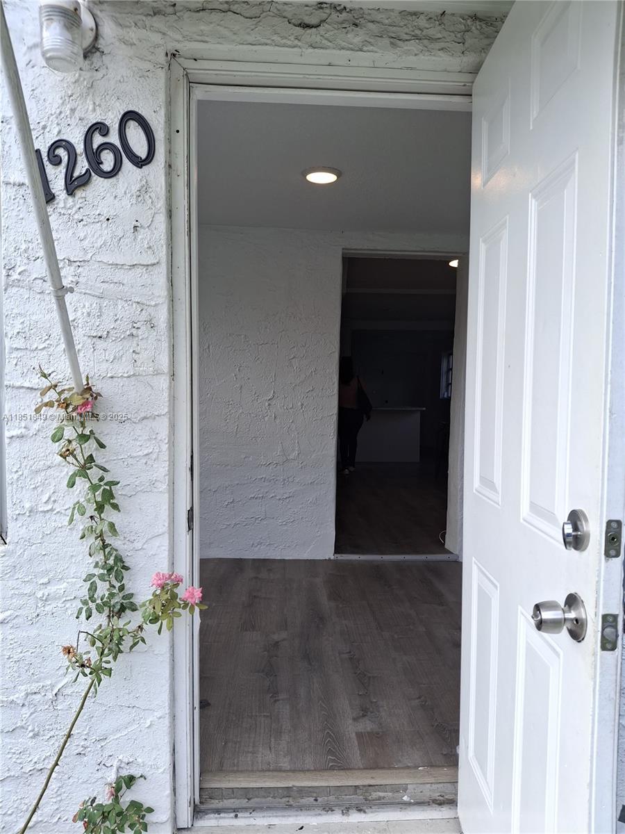 1260 Nw 45th St Property Photo 1