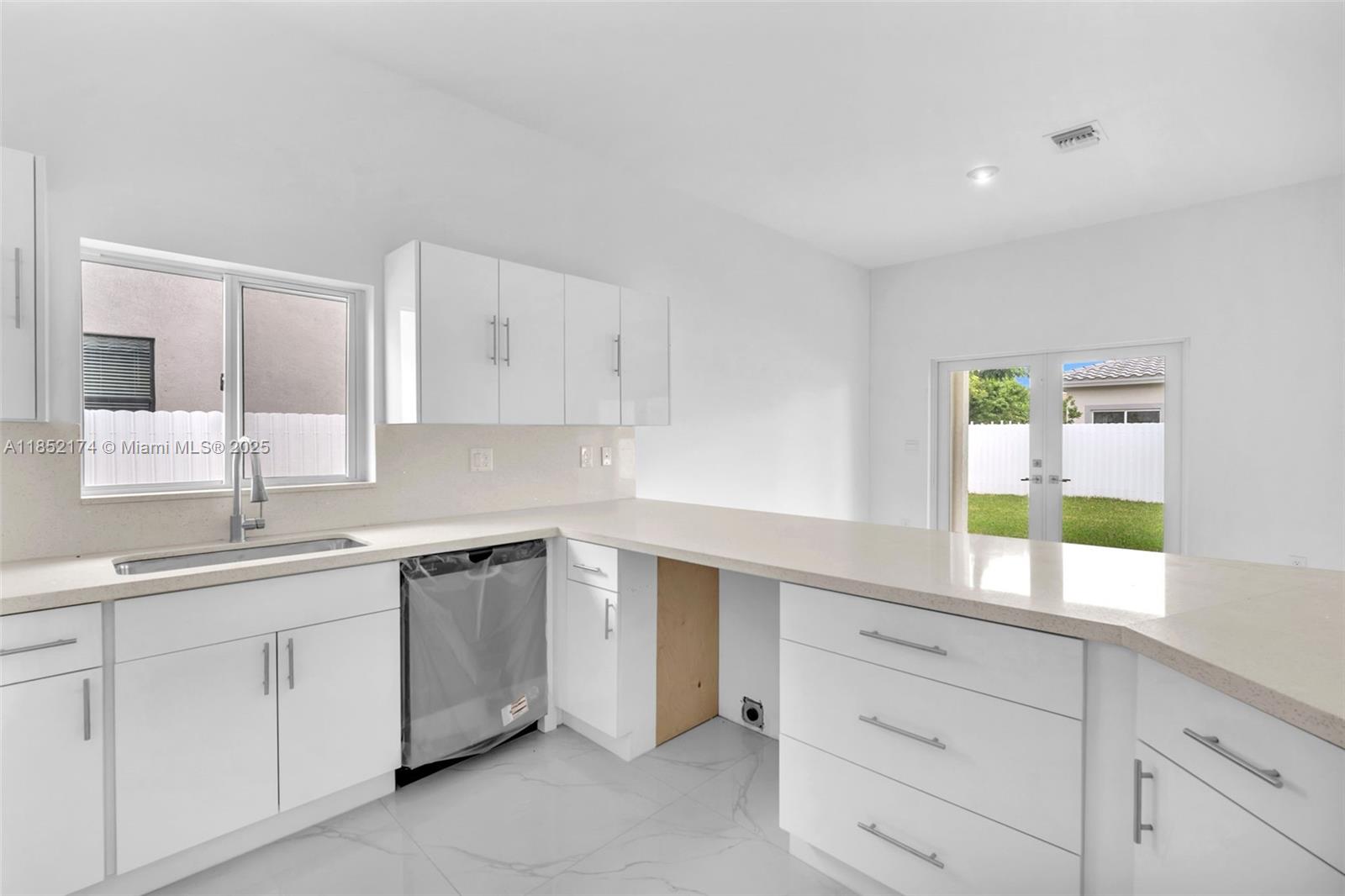 12901 Sw 265th St Property Photo 23