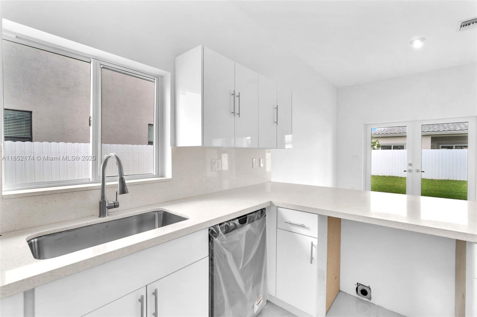 12901 Sw 265th St Property Photo 24