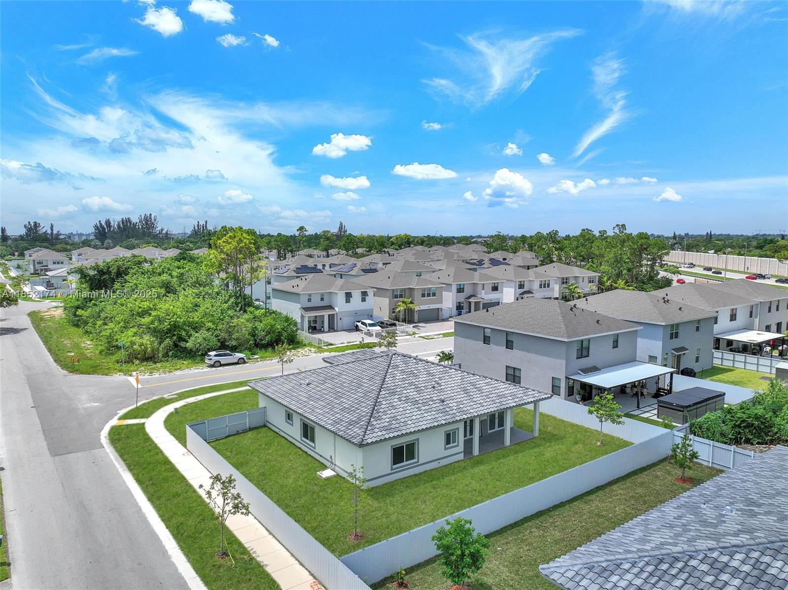 12901 Sw 265th St Property Photo 43