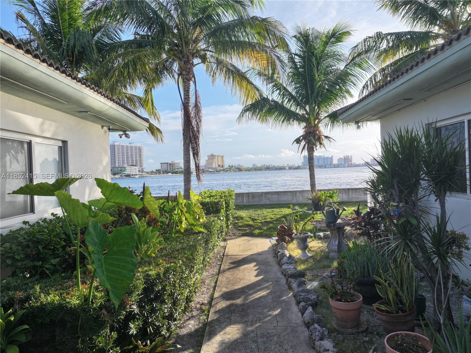 2200 Bay Dr 3 Property Photo 12