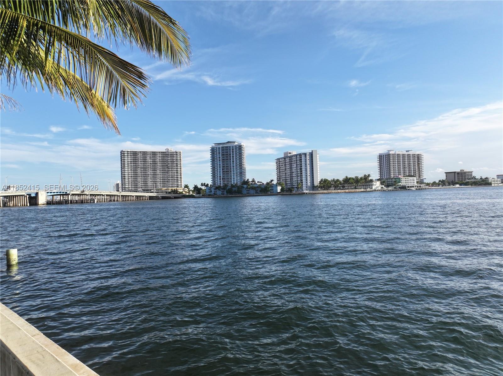 2200 Bay Dr 3 Property Photo 17