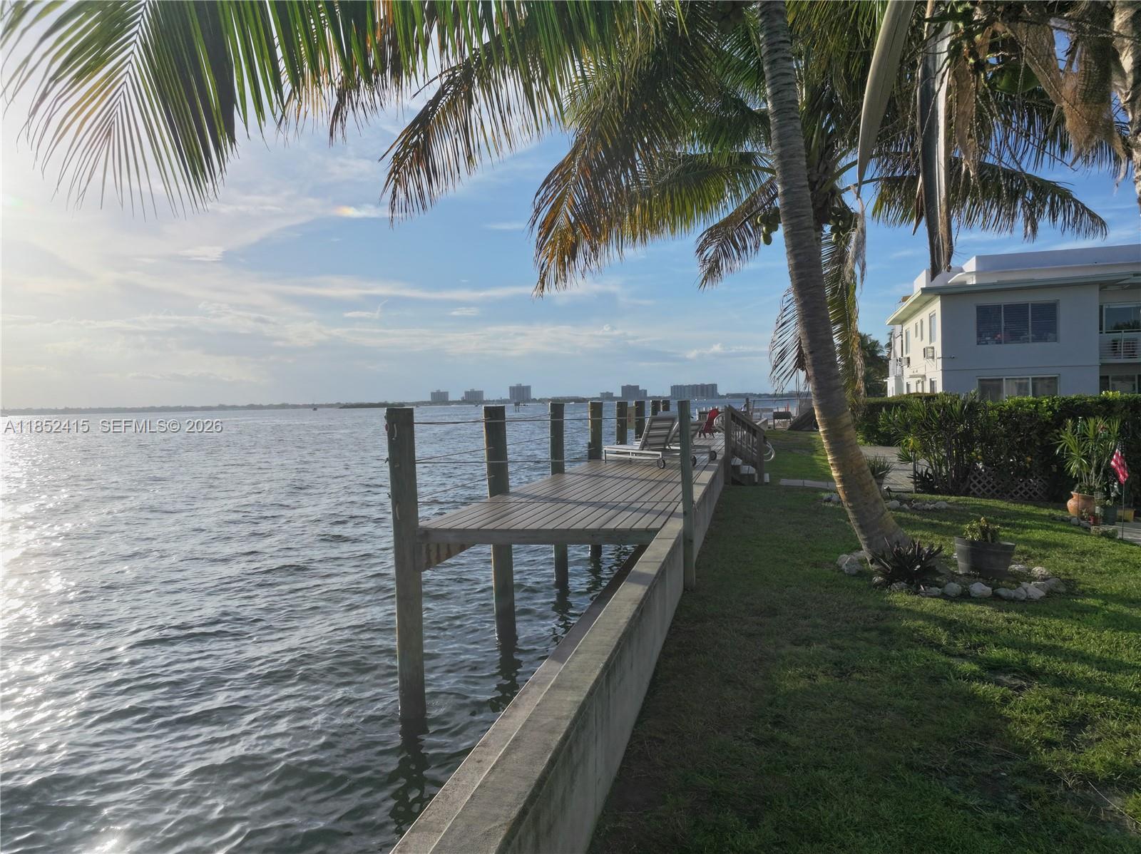 2200 Bay Dr 3 Property Photo 18