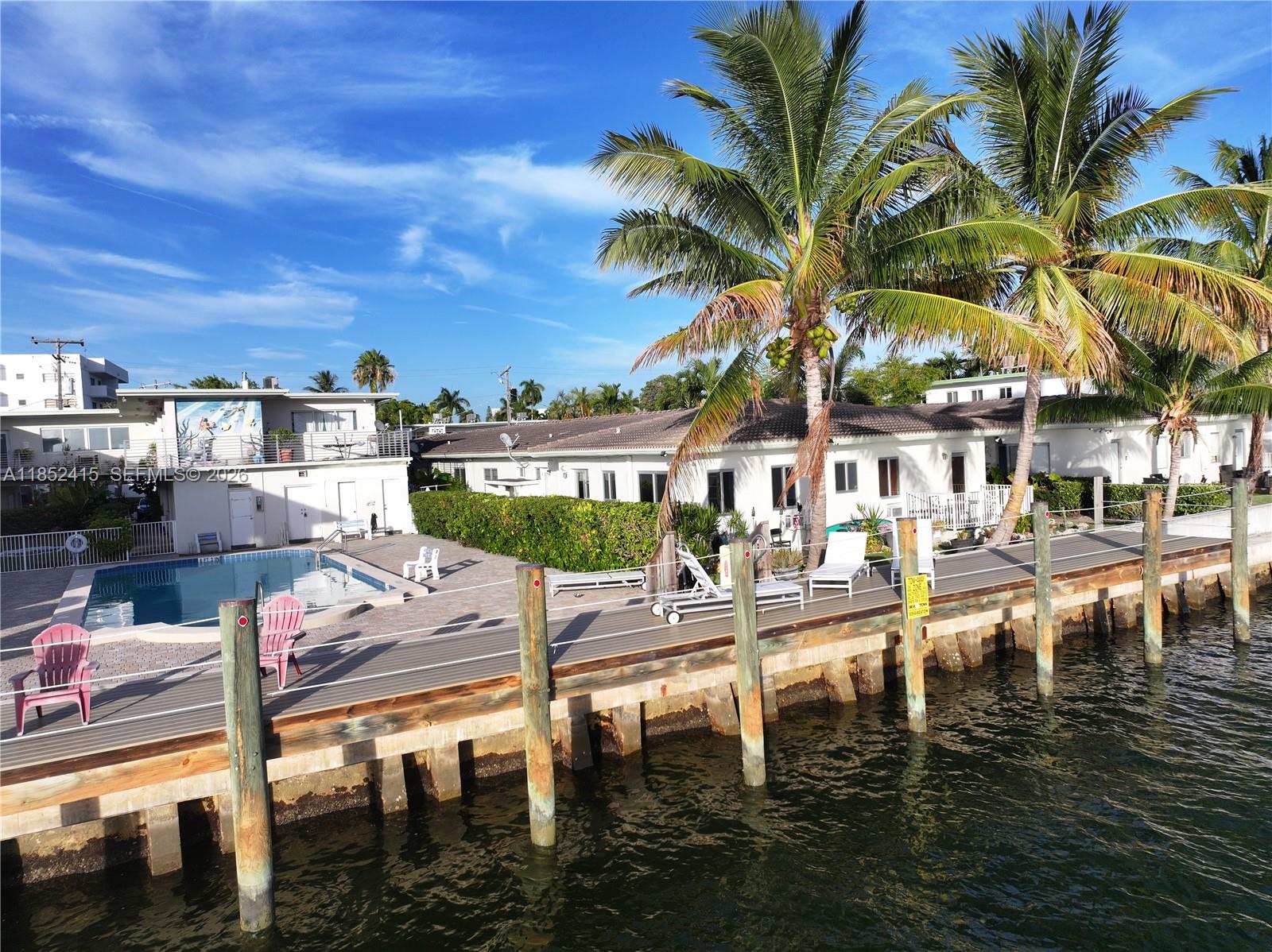 2200 Bay Dr 3 Property Photo 19
