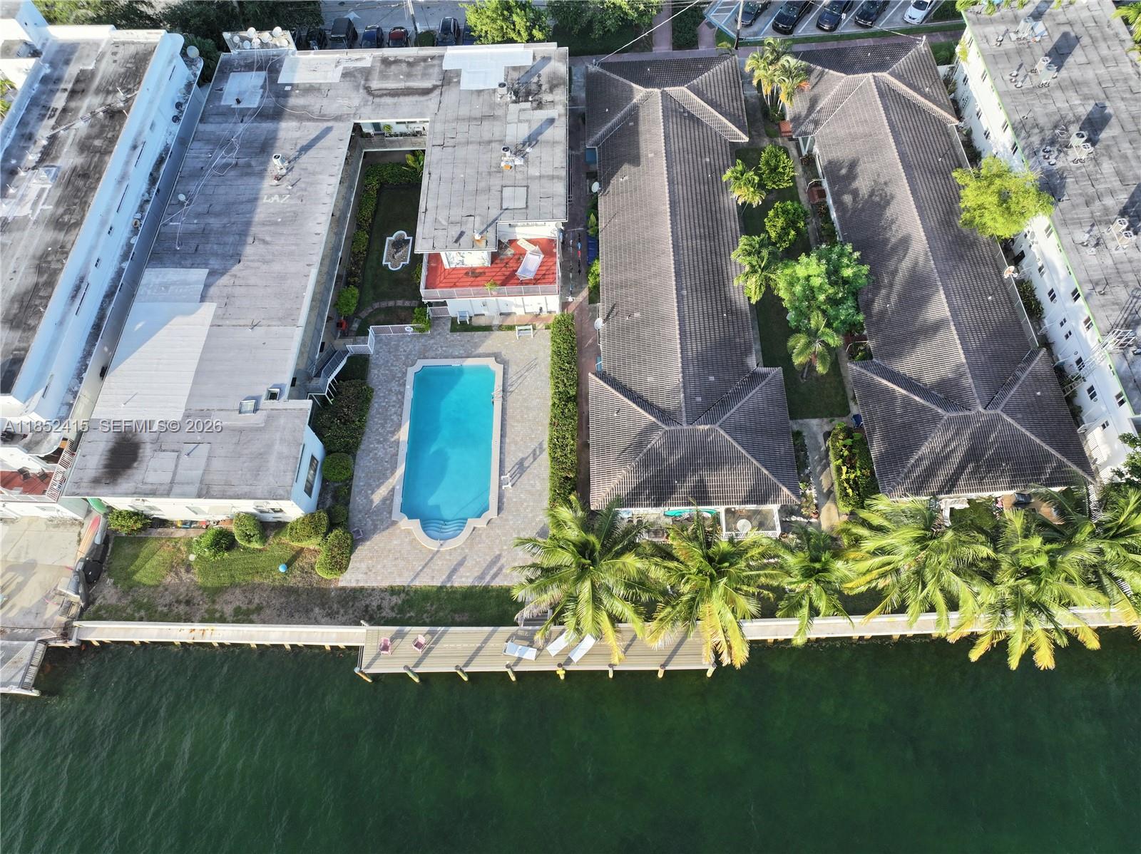 2200 Bay Dr 3 Property Photo 28