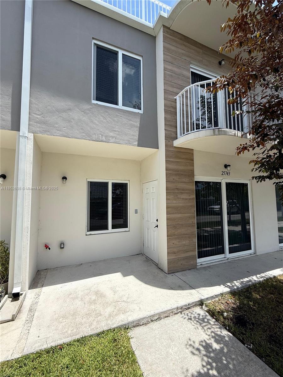 25743 SW 144th Ave 25743 Property Photo 1