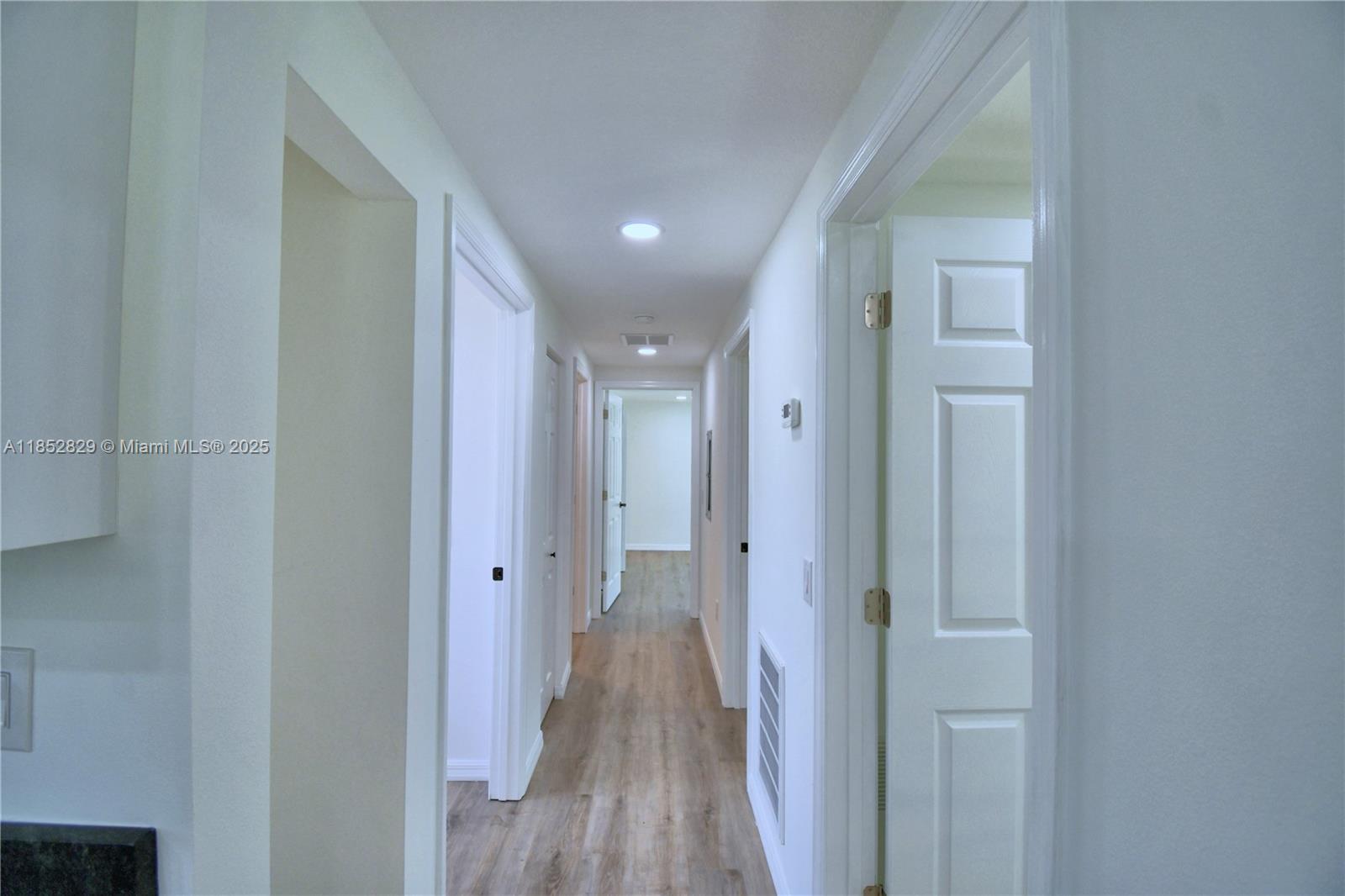 5980 Oakdale Road Property Photo 14
