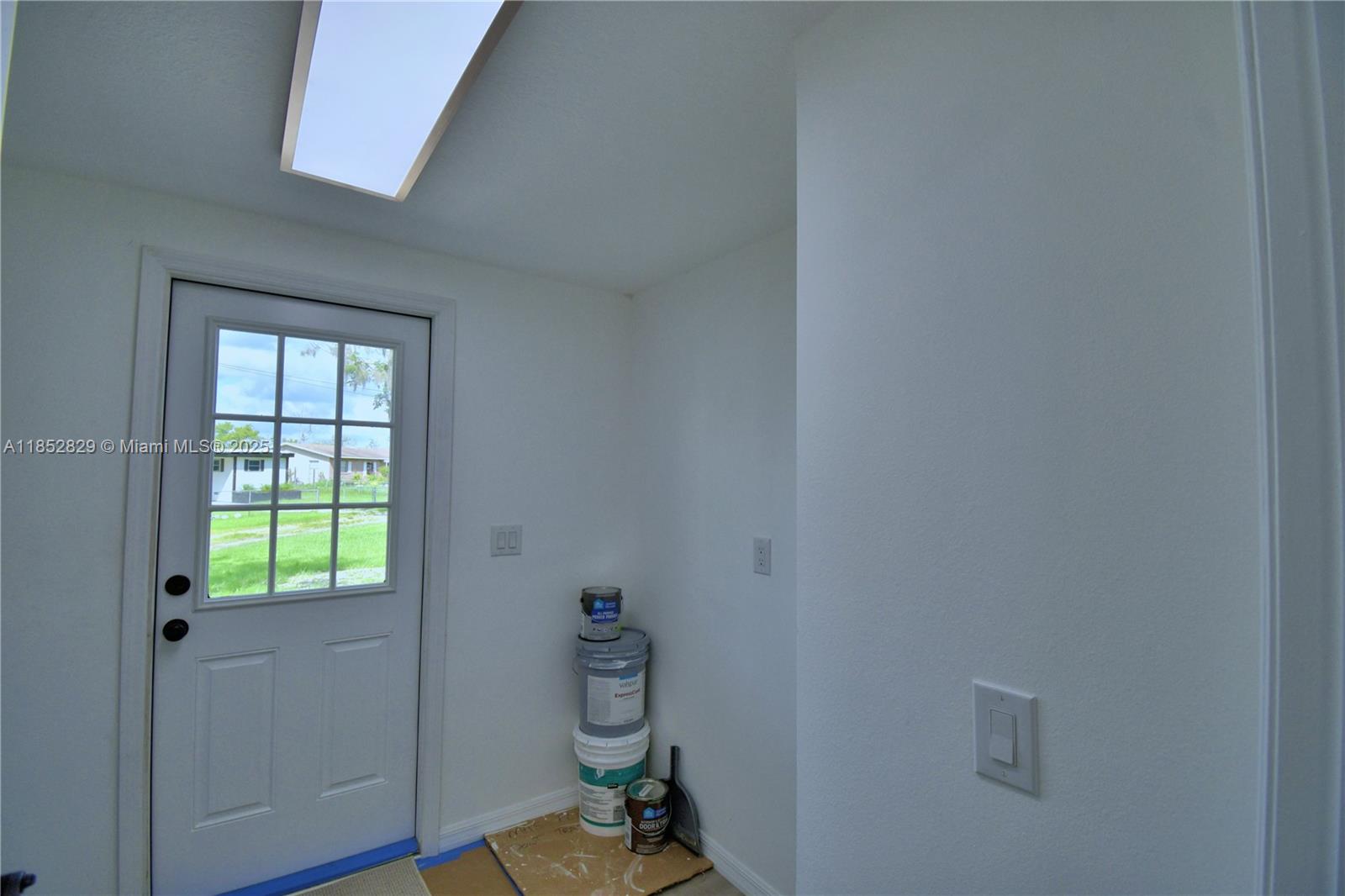 5980 Oakdale Road Property Photo 19