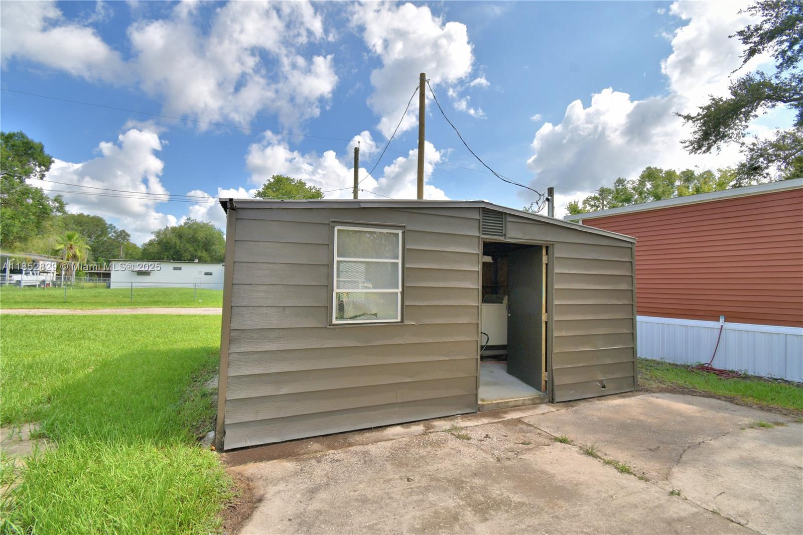 5980 Oakdale Road Property Photo 41