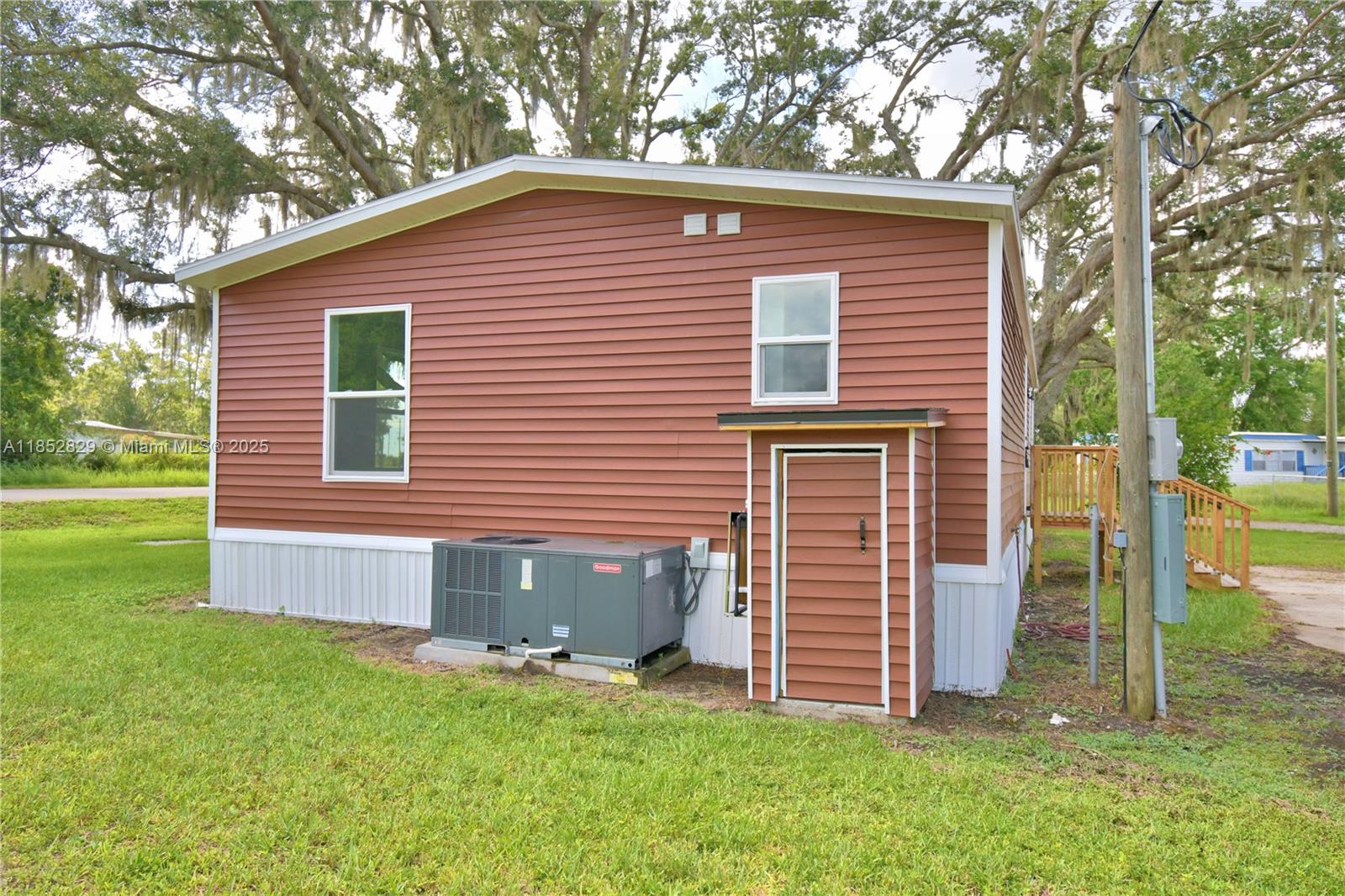5980 Oakdale Road Property Photo 44