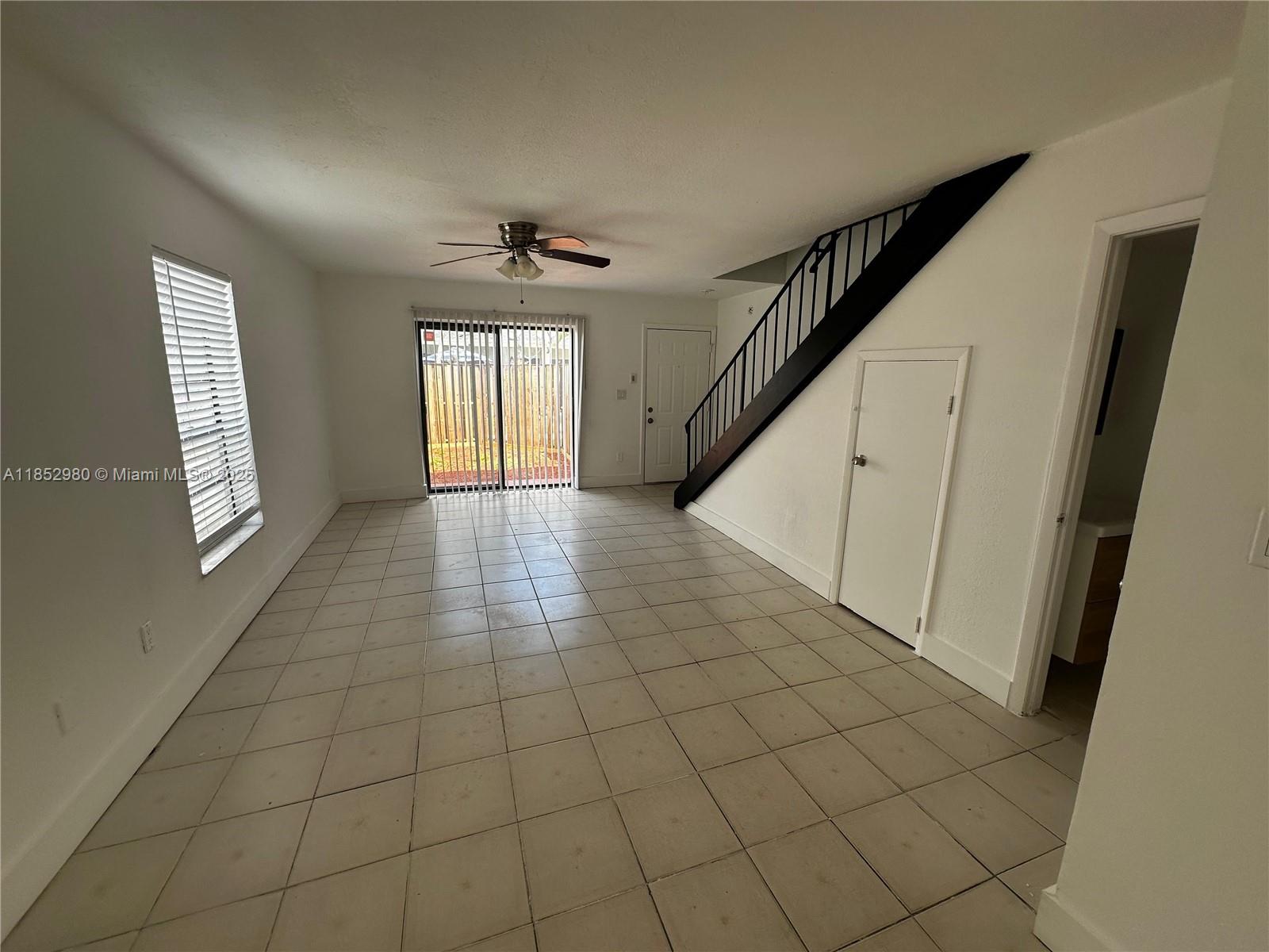 2300 Nw 52nd Ave 2300 Property Photo 7