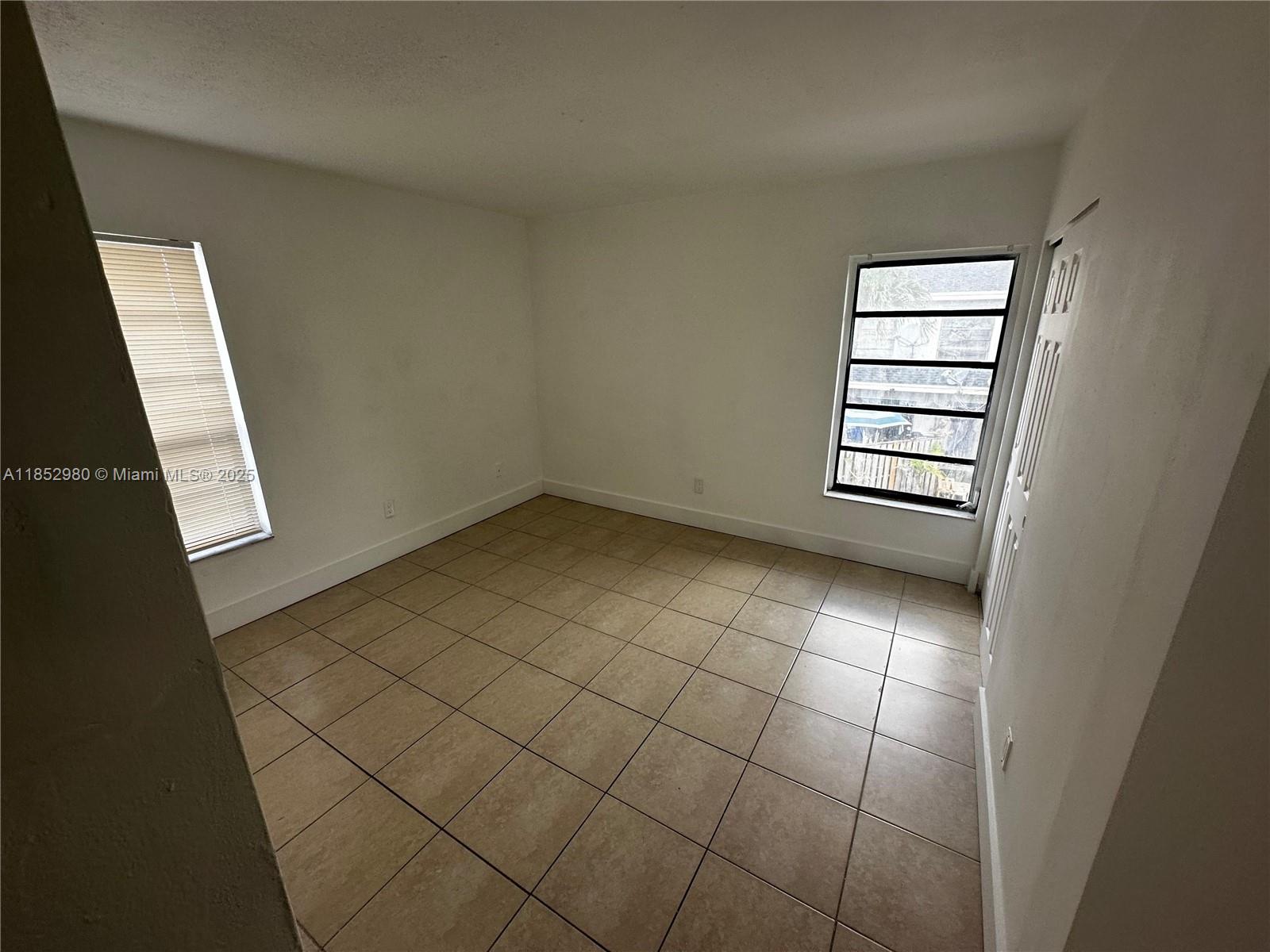 2300 Nw 52nd Ave 2300 Property Photo 14