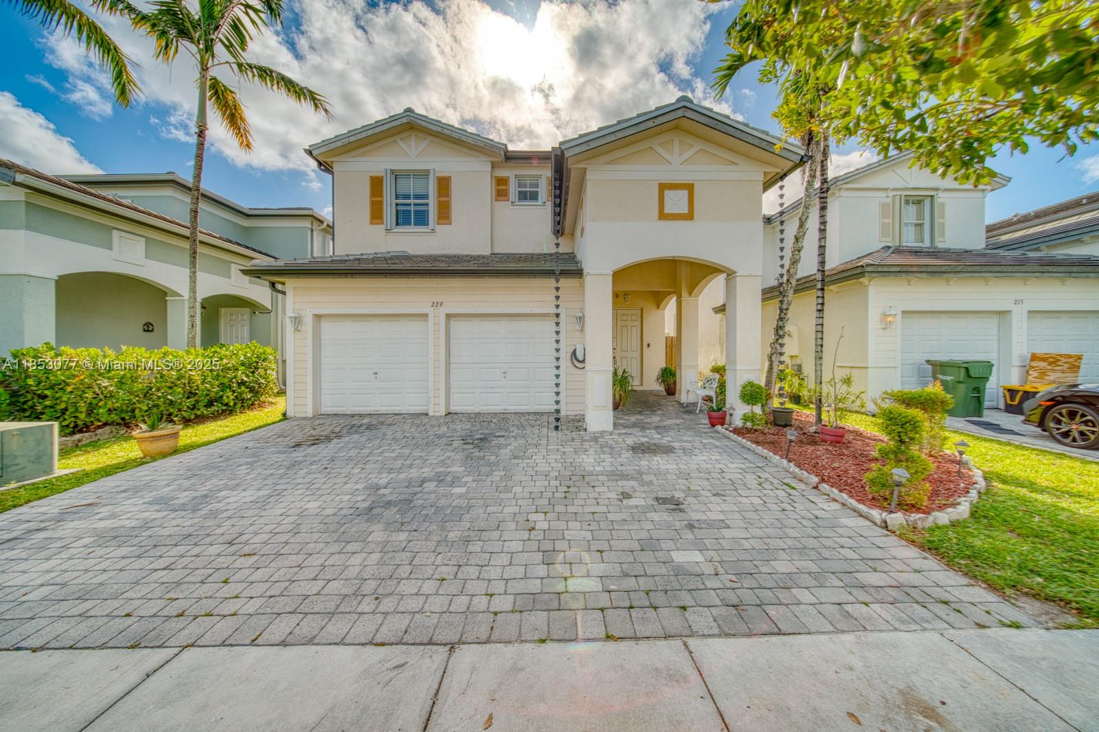 229 Ne 36 Avenue Rd Property Photo 4