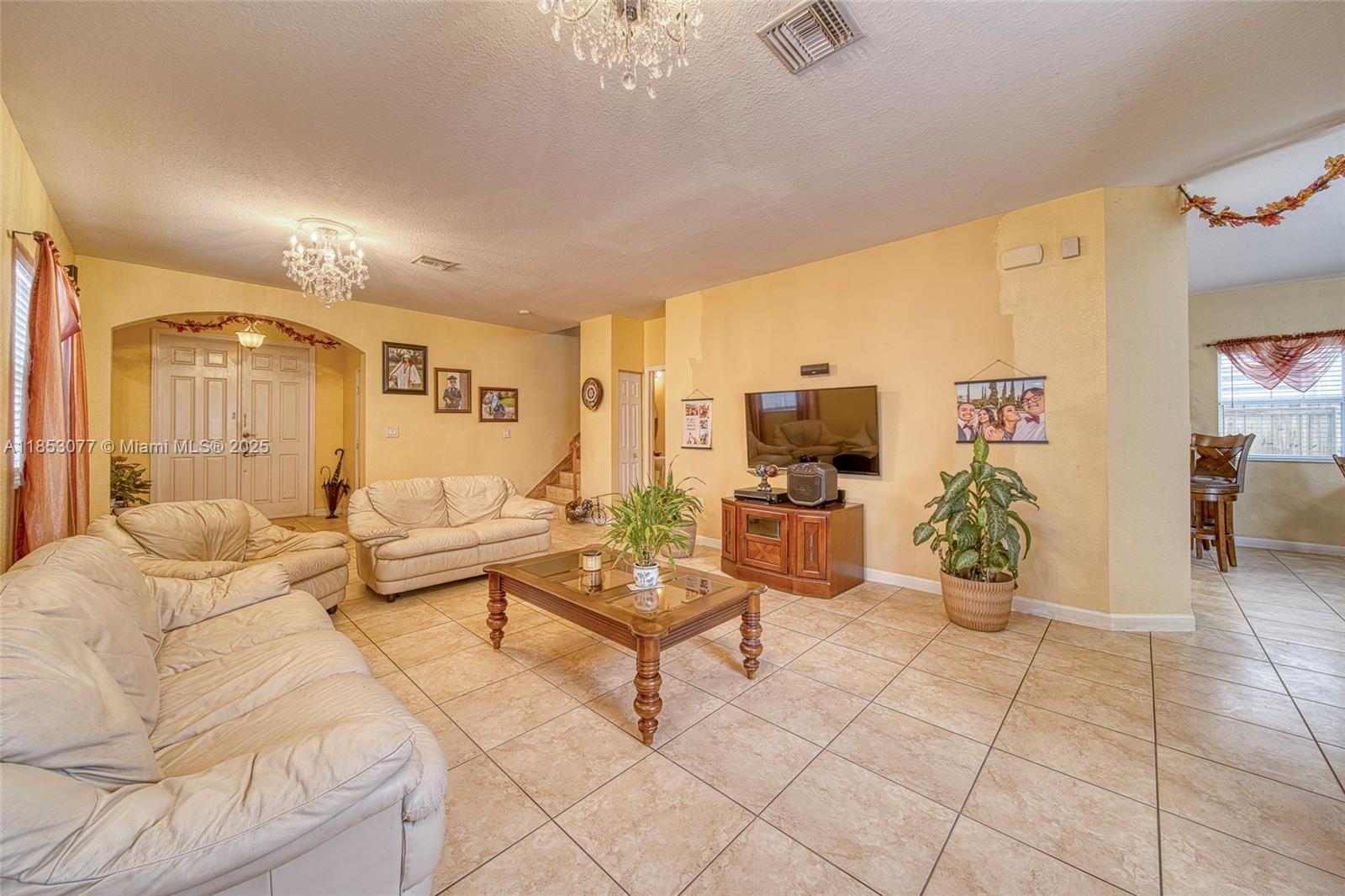 229 Ne 36 Avenue Rd Property Photo 8