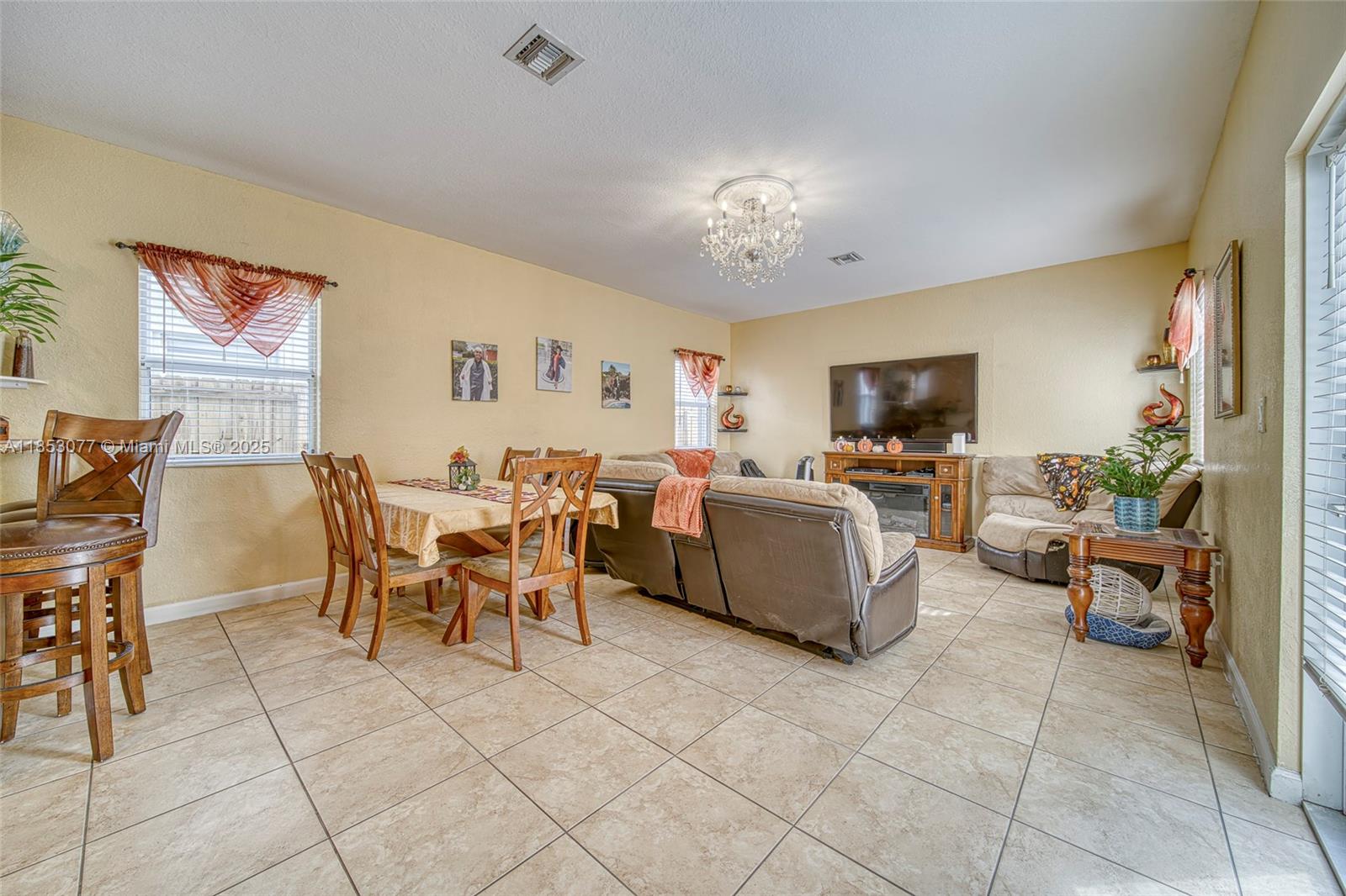 229 Ne 36 Avenue Rd Property Photo 10