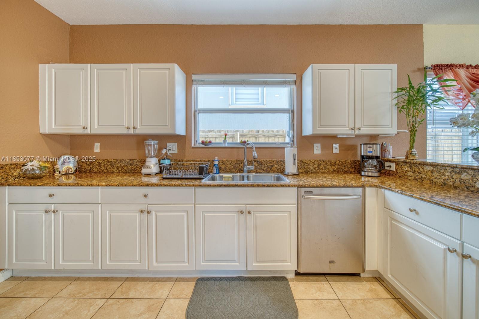 229 Ne 36 Avenue Rd Property Photo 16