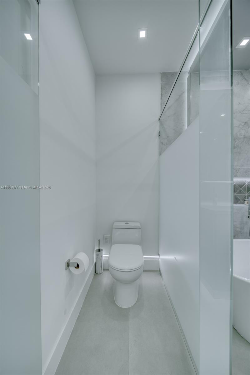 229 Ne 36 Avenue Rd Property Photo 36