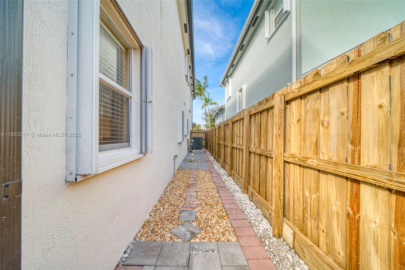 229 Ne 36 Avenue Rd Property Photo 41