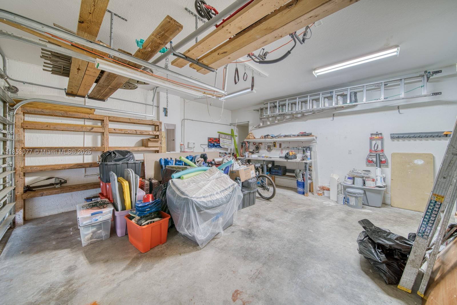 229 Ne 36 Avenue Rd Property Photo 42