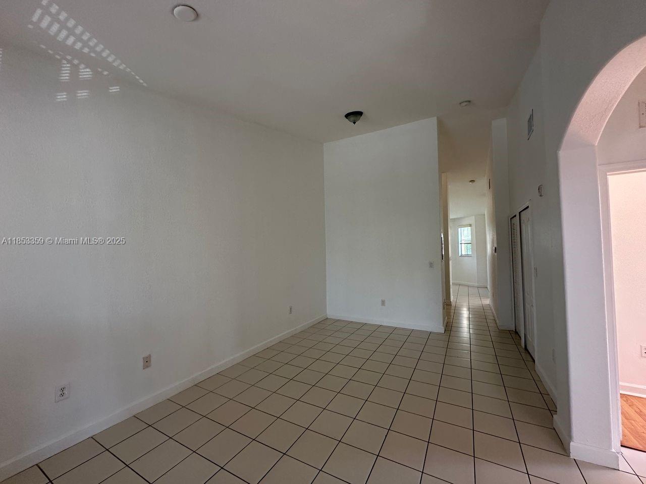 1568 Se 26th St 200 Property Photo 2