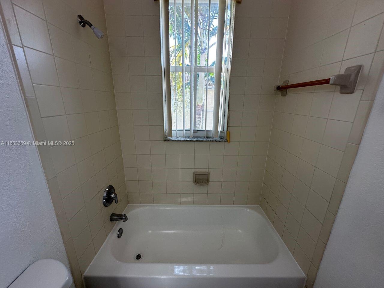1568 Se 26th St 200 Property Photo 19