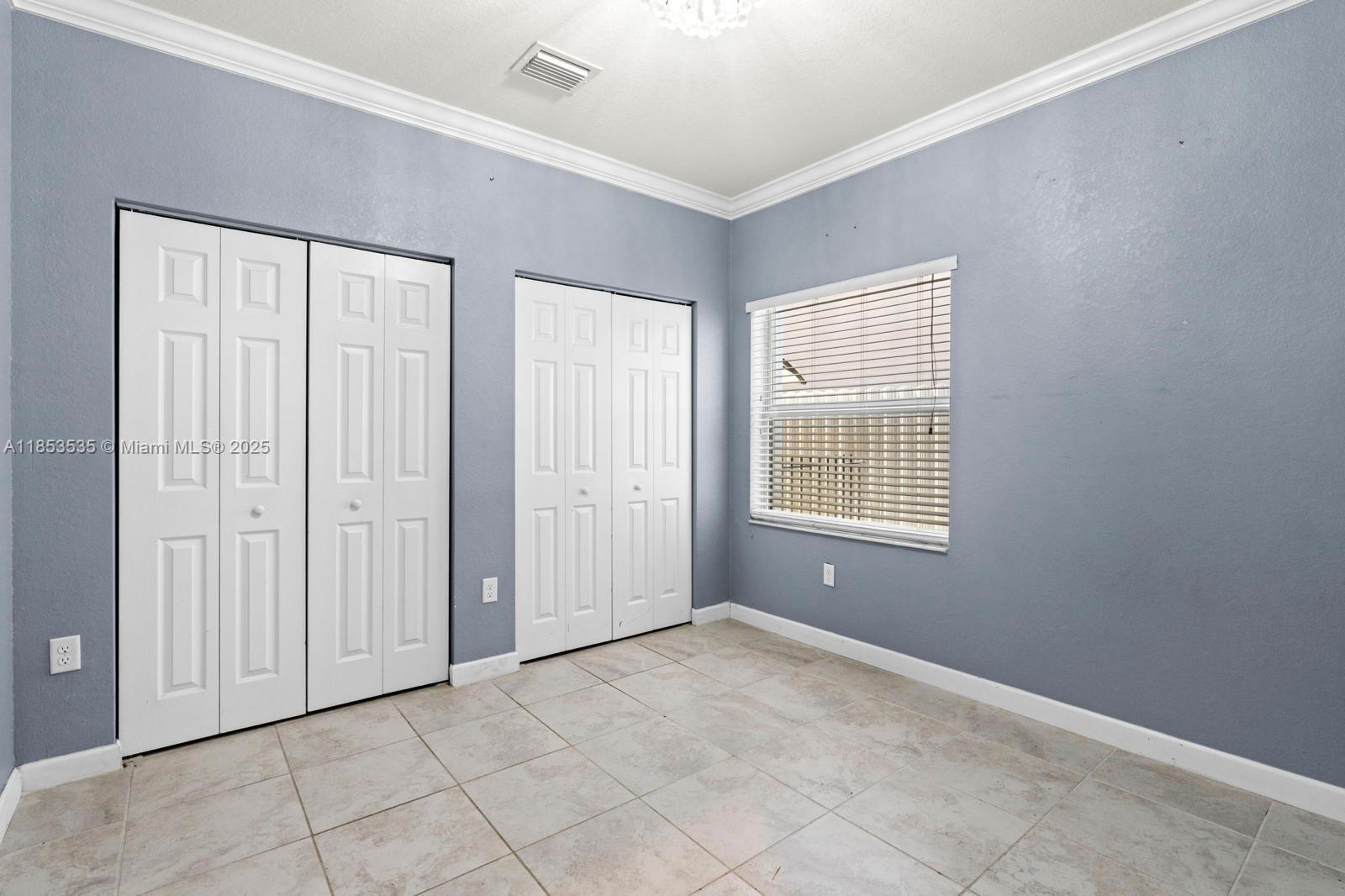 3136 Se 2nd Dr Property Photo 3