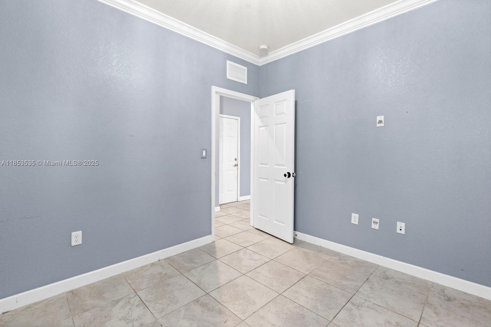 3136 Se 2nd Dr Property Photo 18