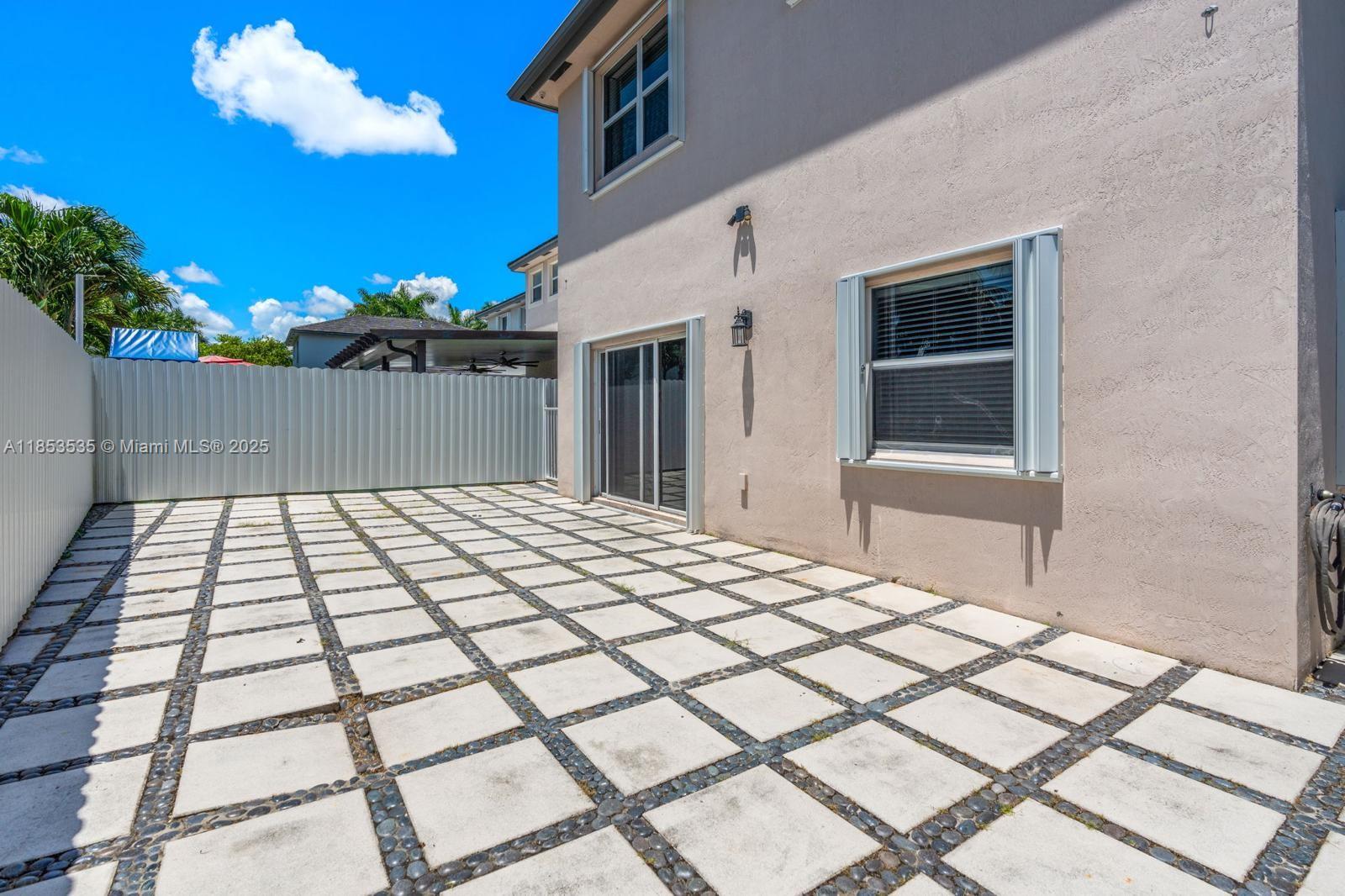 3136 Se 2nd Dr Property Photo 26