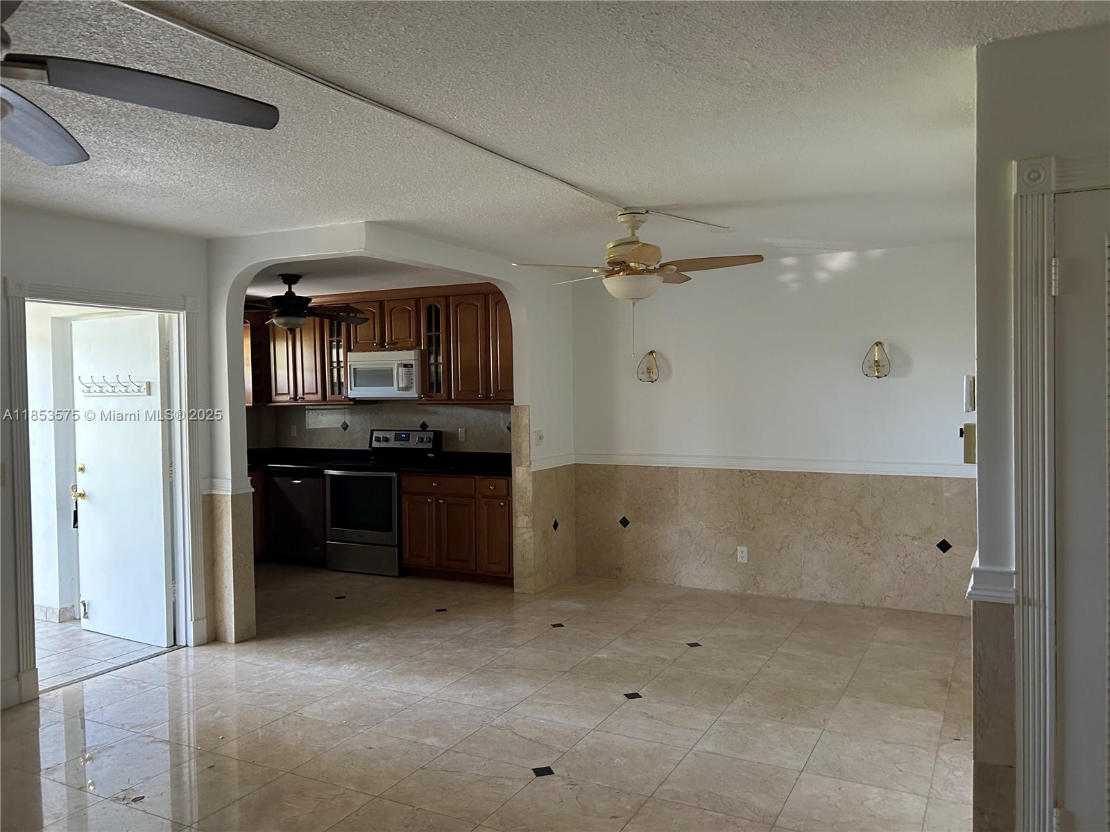 501 Blue Heron Dr 110-a Property Photo 9