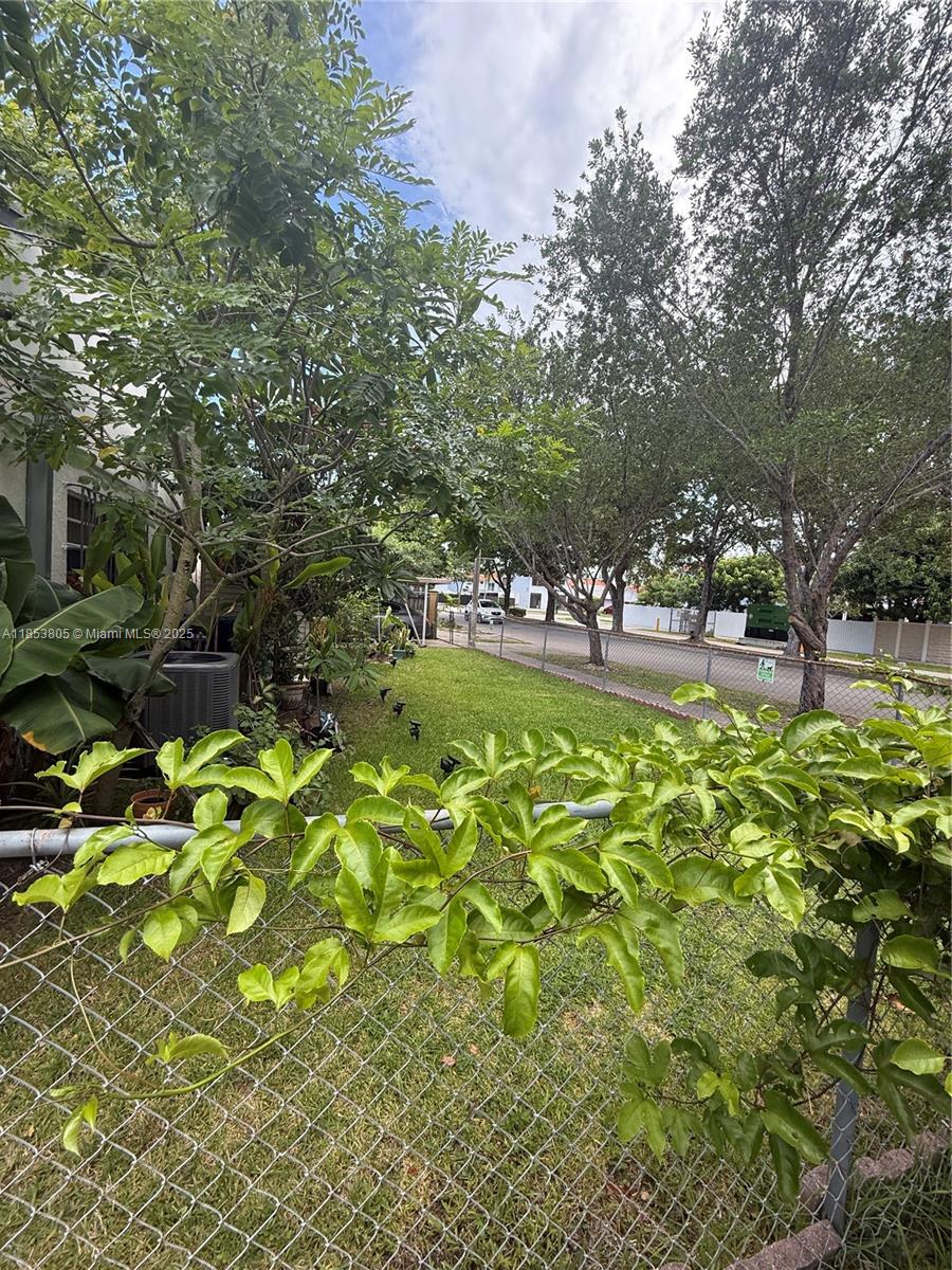 11472 Sw 4th St Property Photo 7