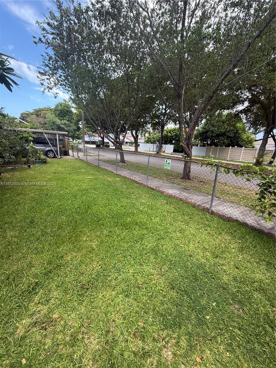 11472 Sw 4th St Property Photo 8