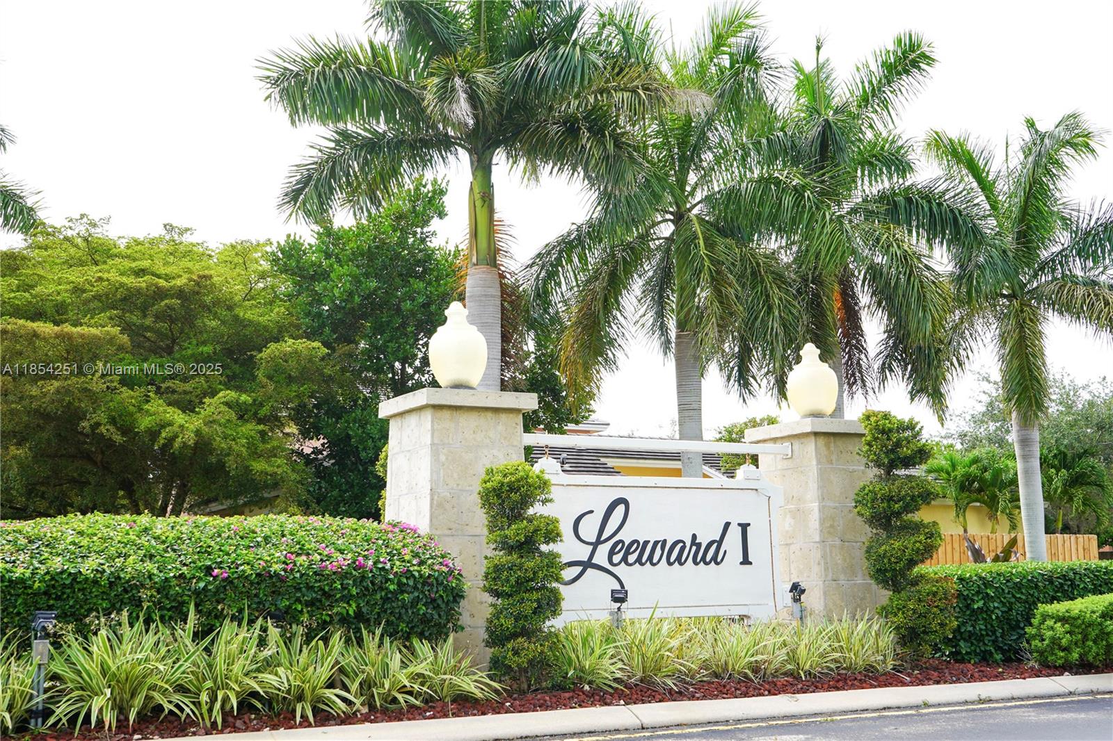 3334 Ne 3rd Dr Property Photo 1