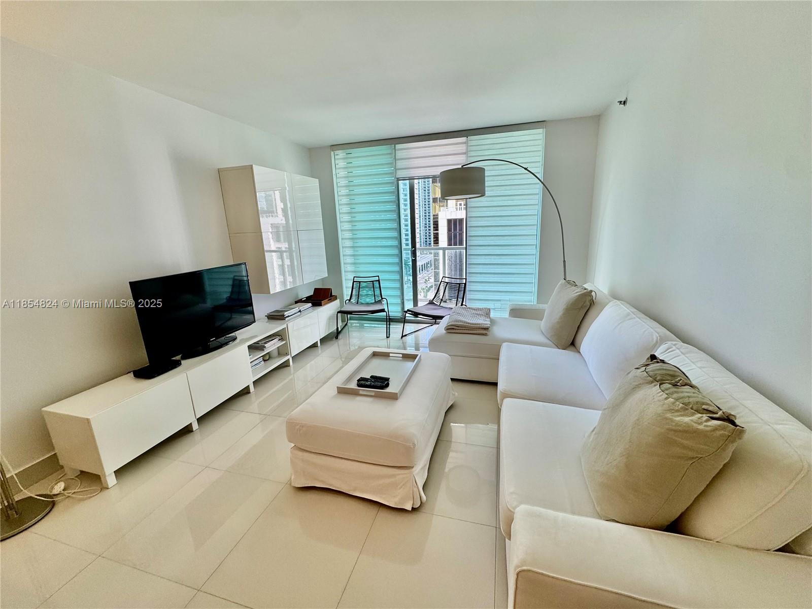 500 Brickell Ave 1204 Property Photo 5