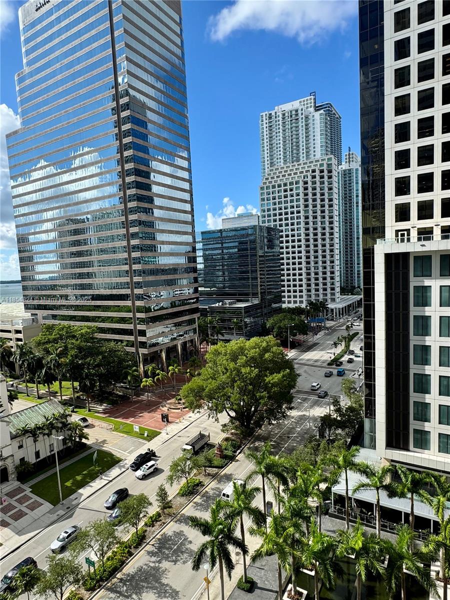 500 Brickell Ave 1204 Property Photo 18