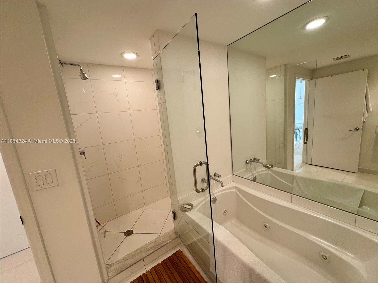 500 Brickell Ave 1204 Property Photo 21