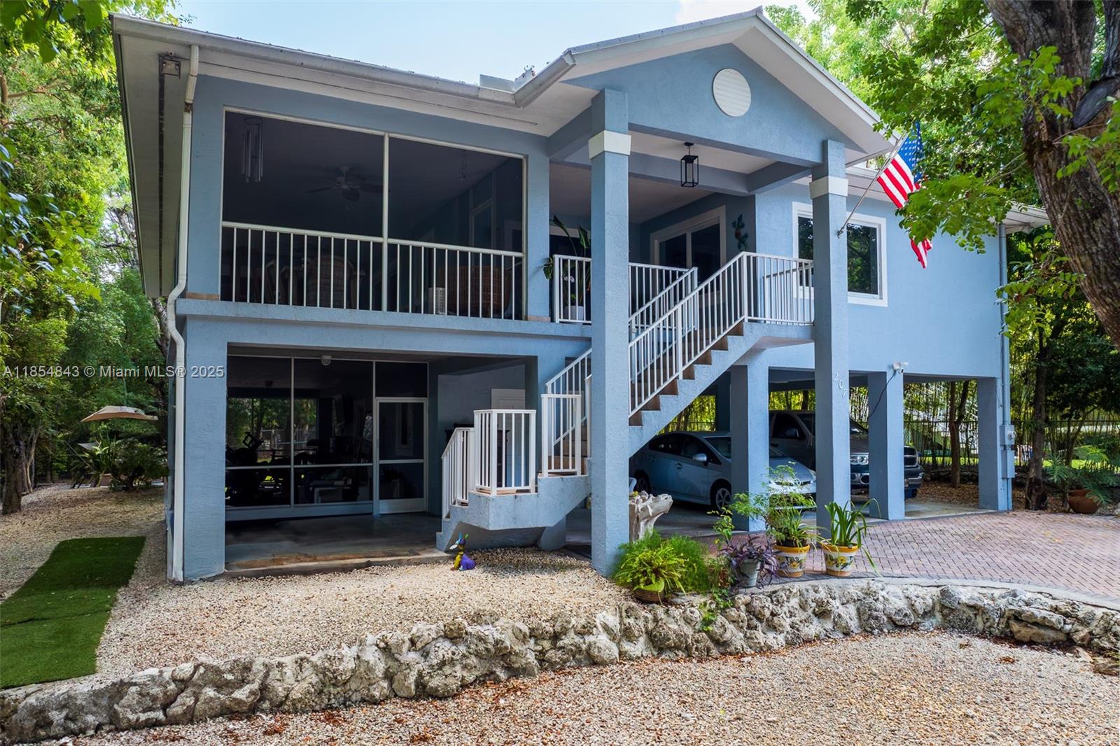 207 Sunset Blvd Property Photo 1