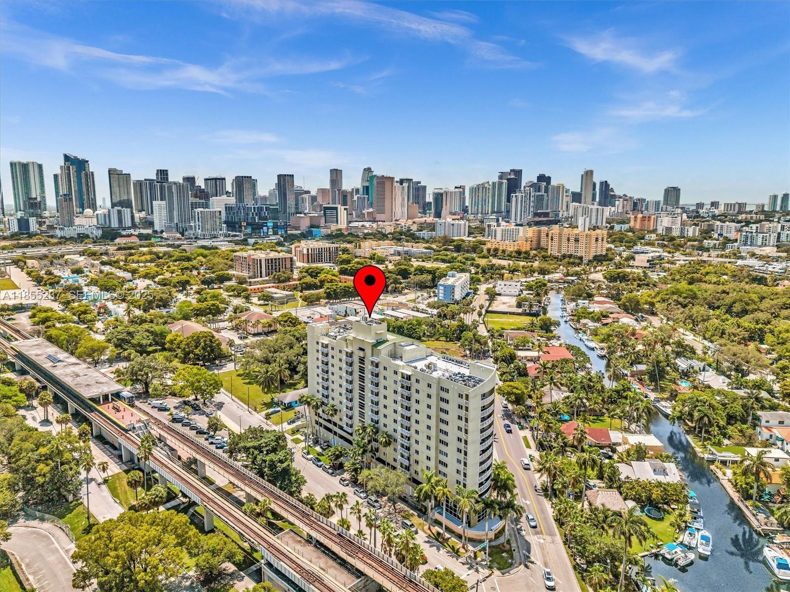 816 NW 11th St 1208 Property Photo 1