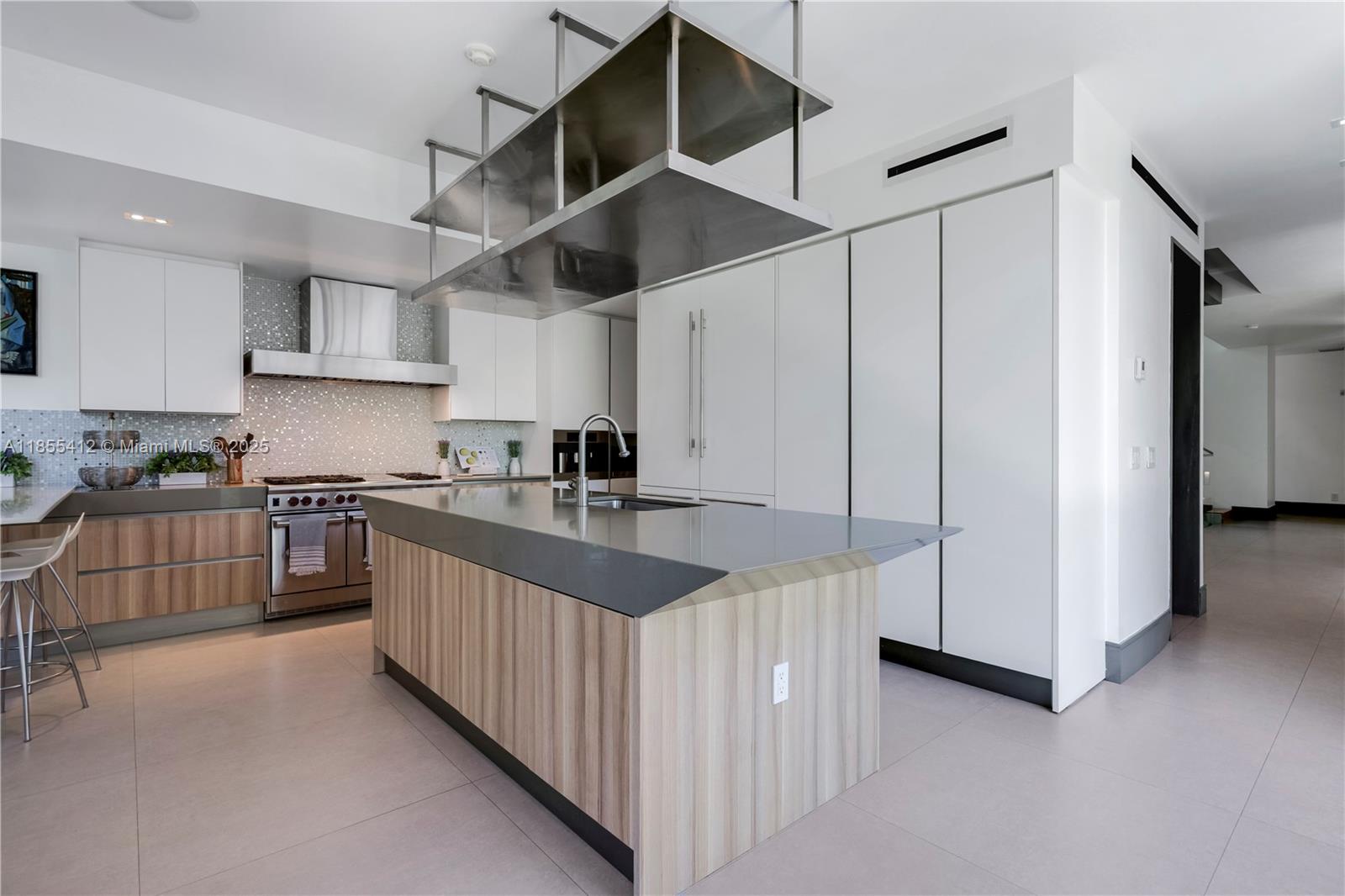 545 Sabal Palm Property Photo 30