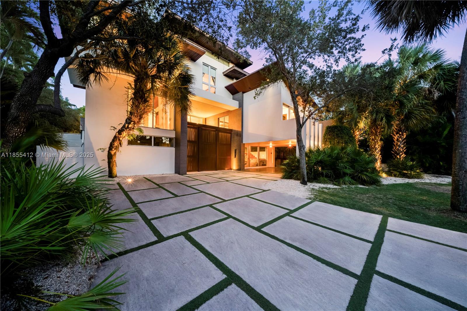 545 Sabal Palm Property Photo 82